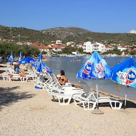 Apartment 16439b Vinišće