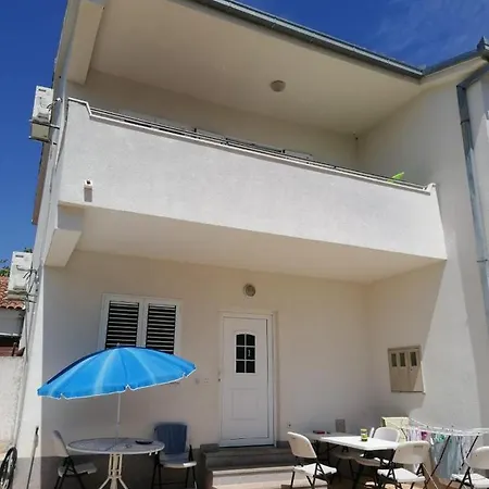 16439b Apartment Vinisce